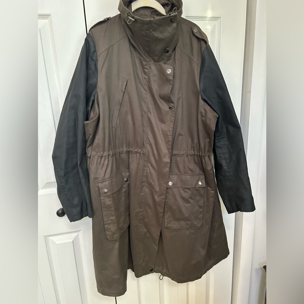 Army green rain coat with faux leather sleeves